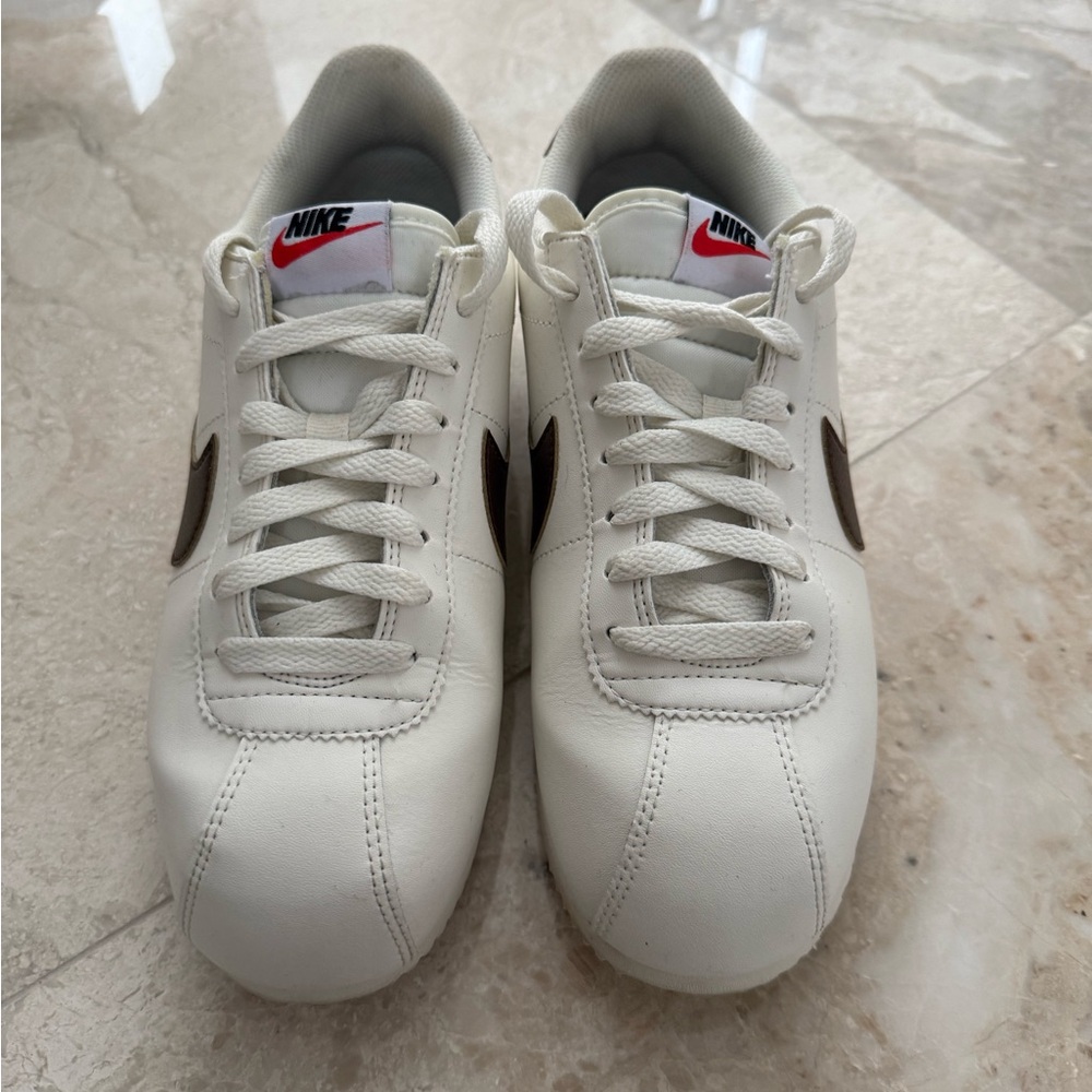 Nike Women's Cortez Leather - Picture 3 of 9
